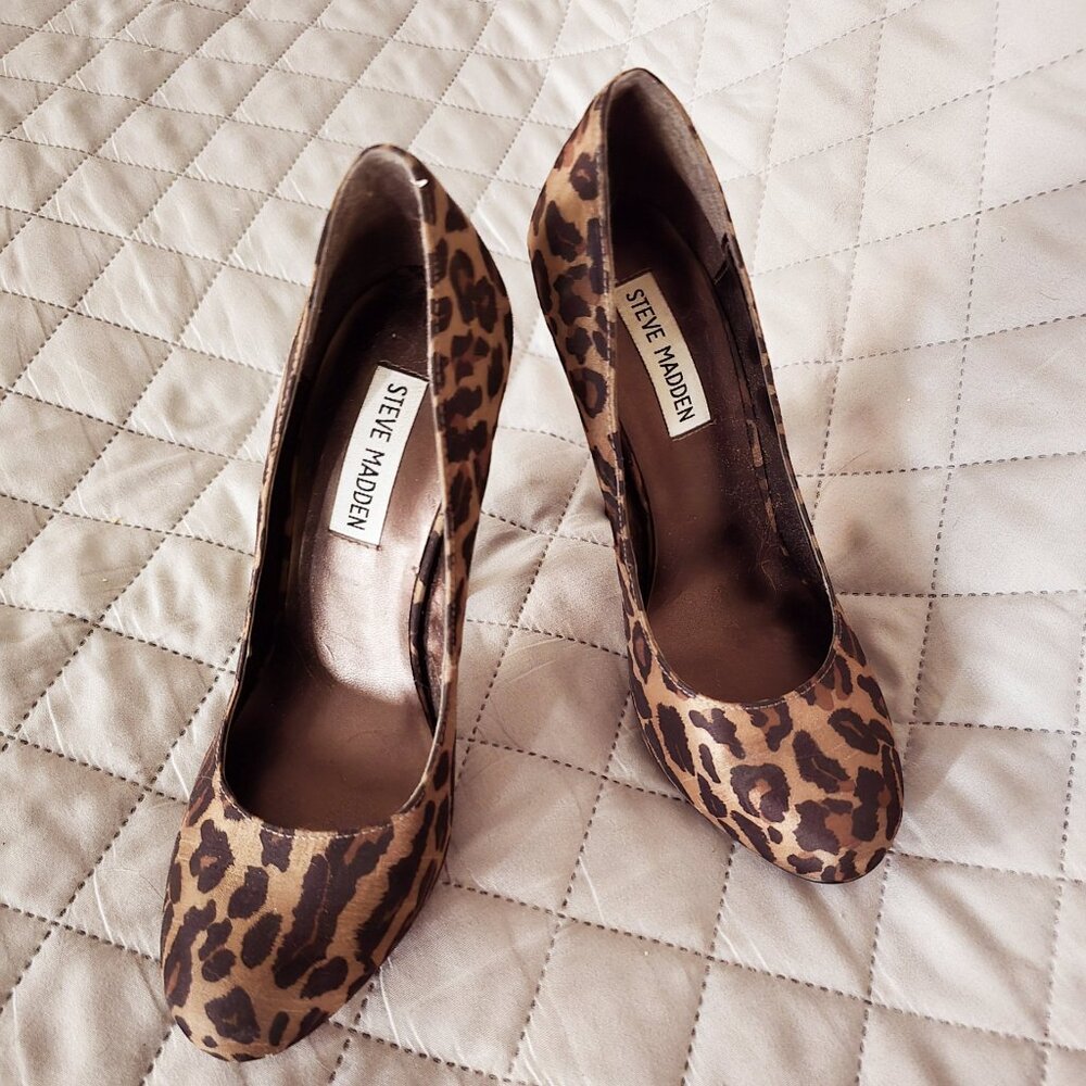 Steve Madden Bold Leopard Print Stiletto Heel